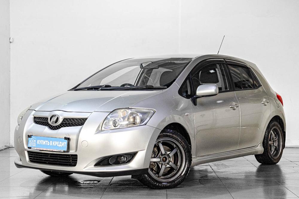 Toyota Auris I Челябинск  - изображение 4
