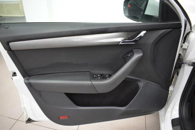 Skoda Octavia III (A7) Рестайлинг с пробегом 2018 года, цена 1 789 000 рублей, 87000 км, лифтбек, Автокод Объявления