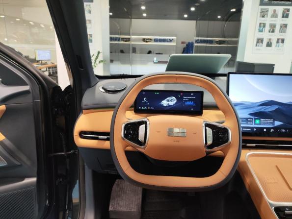 Новый Geely EX5 EM-i 2025 года, цена 3 969 990 рублей, внедорожник, Автокод Объявления