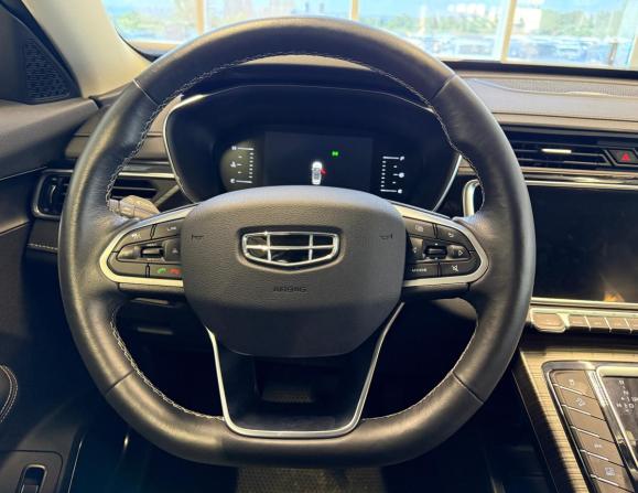 Geely Atlas Pro с пробегом 2022 года, цена 1 900 000 рублей, 73661 км, внедорожник, Автокод Объявления