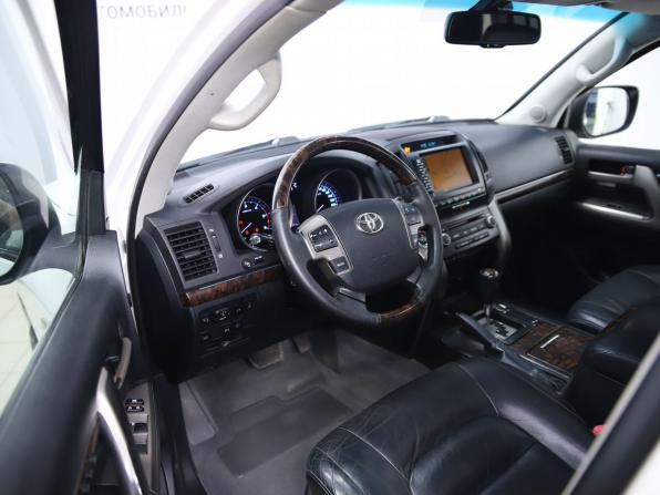 Toyota Land Cruiser 200 Series с пробегом 2011 года, цена 2 830 000 рублей, 312631 км, внедорожник, Автокод Объявления
