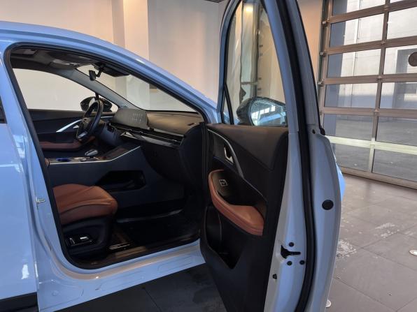 Omoda C5 I с пробегом 2024 года, цена 2 220 000 рублей, 8287 км, внедорожник, Автокод Объявления
