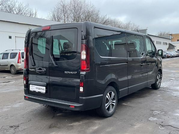 Renault Trafic III Рестайлинг с пробегом 2021 года, цена 3 699 000 рублей, 158000 км, минивэн, Автокод Объявления