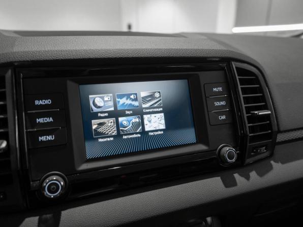 Skoda Karoq I с пробегом 2020 года, цена 2 175 000 рублей, 102110 км, внедорожник, Автокод Объявления