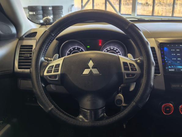 Mitsubishi Outlander II Рестайлинг с пробегом 2011 года, цена 989 000 рублей, 266000 км, внедорожник, Автокод Объявления