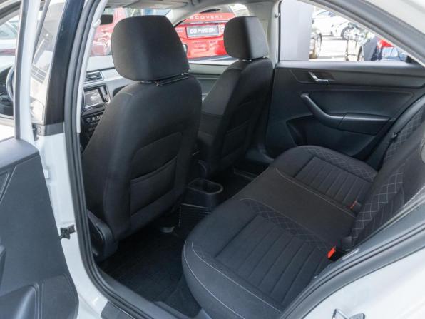 Skoda Rapid I с пробегом 2017 года, цена 1 189 000 рублей, 206917 км, лифтбек, Автокод Объявления