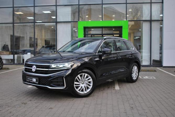 Volkswagen Touareg III Рестайлинг с пробегом 2025 года, цена 8 490 000 рублей, 10 км, внедорожник, Автокод Объявления