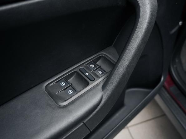 Skoda Yeti I с пробегом 2012 года, цена 850 000 рублей, 97000 км, внедорожник, Автокод Объявления