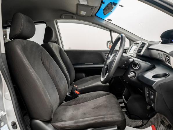 Honda Freed I Рестайлинг с пробегом 2012 года, цена 1 055 000 рублей, 176273 км, компактвэн, Автокод Объявления