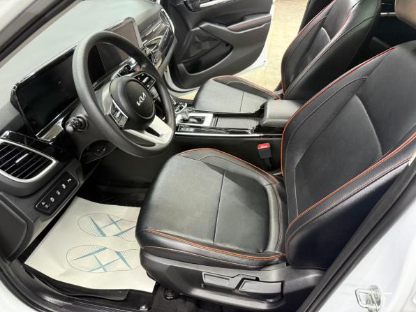 Kia Seltos I Рестайлинг с пробегом 2024 года, цена 2 440 000 рублей, 21600 км, внедорожник, Автокод Объявления