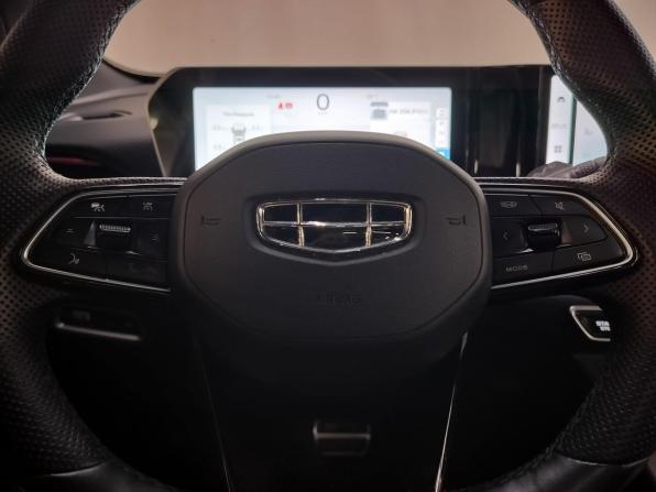 Geely Coolray I Рестайлинг с пробегом 2023 года, цена 2 050 000 рублей, 56000 км, внедорожник, Автокод Объявления