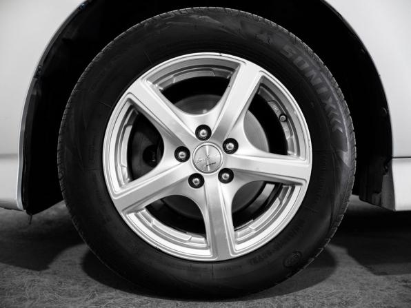 Toyota Wish II с пробегом 2011 года, цена 1 275 000 рублей, 174028 км, минивэн, Автокод Объявления