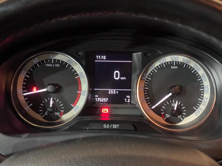 Skoda Rapid I Октябрьский  - изображение 14
