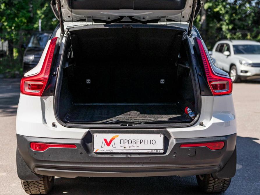 Volvo XC40 I Санкт-Петербург  - изображение 16