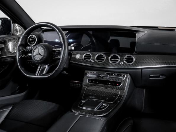 Mercedes-Benz E-Класс V (W213 S213 C238) Рестайлинг с пробегом 2021 года, цена 5 900 000 рублей, 45644 км, седан, Автокод Объявления