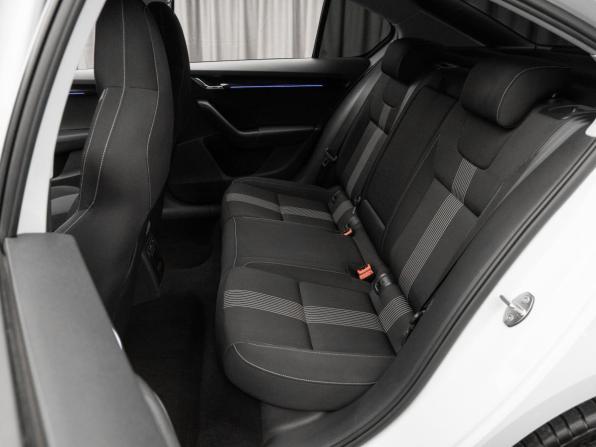 Skoda Octavia III (A7) Рестайлинг с пробегом 2017 года, цена 2 180 000 рублей, 78755 км, лифтбек, Автокод Объявления