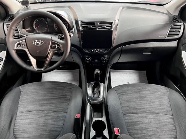 Hyundai Solaris I Рестайлинг с пробегом 2015 года, цена 890 000 рублей, 225611 км, седан, Автокод Объявления