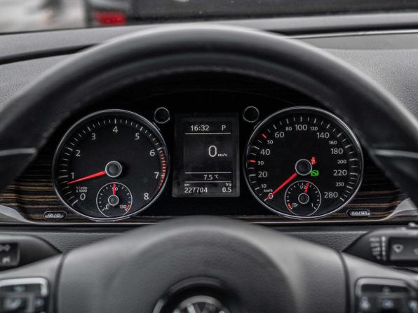 Volkswagen Passat CC I Рестайлинг с пробегом 2013 года, цена 1 138 000 рублей, 227585 км, седан, Автокод Объявления