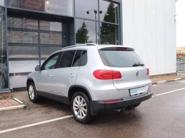 Volkswagen Tiguan I Рестайлинг с пробегом 2013 года, цена 1 572 000 рублей, 122000 км, внедорожник, Автокод Объявления