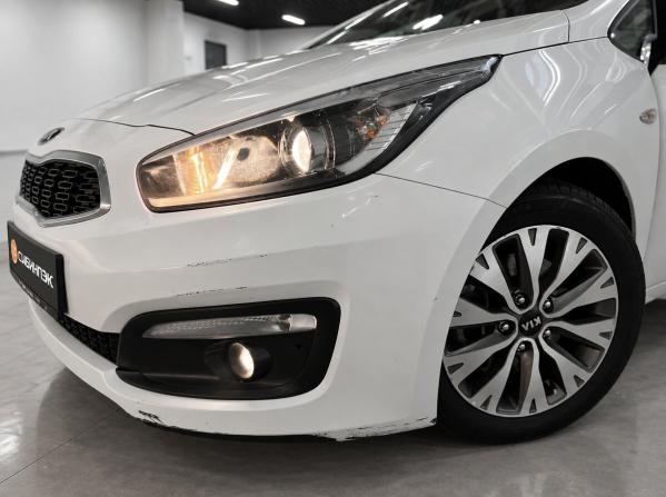 Kia Ceed II Рестайлинг с пробегом 2018 года, цена 1 289 000 рублей, 180000 км, хэтчбек, Автокод Объявления