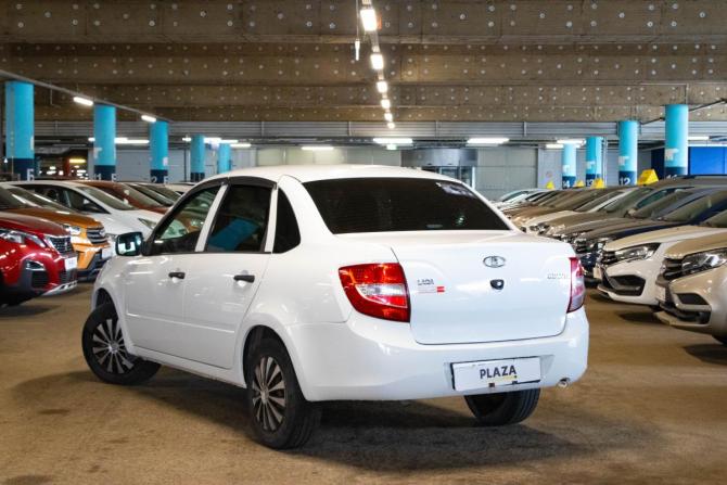 Lada (ВАЗ) Granta I с пробегом 2018 года, цена 400 000 рублей, 80195 км, седан, Автокод Объявления