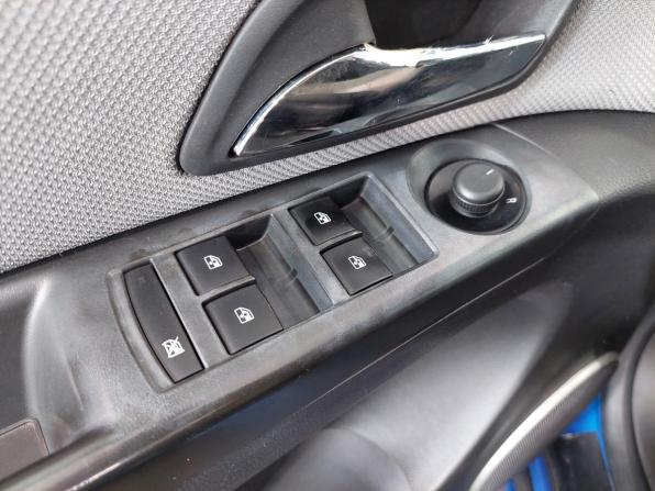 Chevrolet Cruze I с пробегом 2011 года, цена 650 000 рублей, 180710 км, седан, Автокод Объявления
