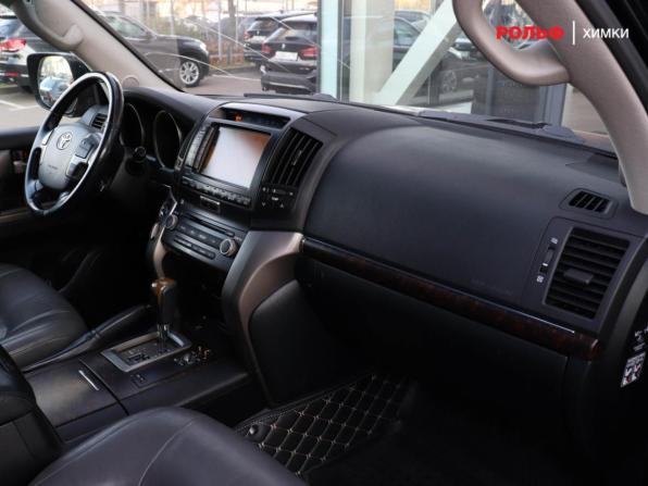 Toyota Land Cruiser 200 Series с пробегом 2009 года, цена 2 397 000 рублей, 400000 км, внедорожник, Автокод Объявления