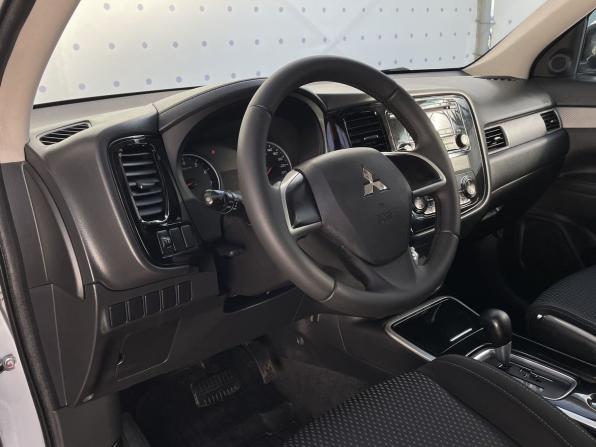 Mitsubishi Outlander III Рестайлинг 2 с пробегом 2018 года, цена 1 950 000 рублей, 82186 км, внедорожник, Автокод Объявления