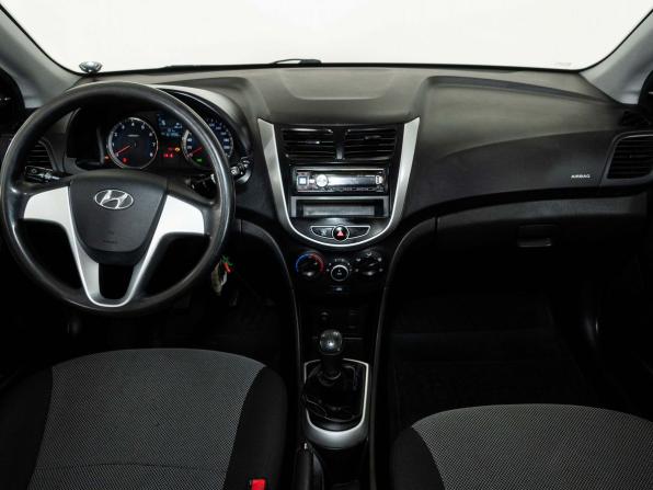 Hyundai Solaris I с пробегом 2013 года, цена 794 000 рублей, 181998 км, седан, Автокод Объявления