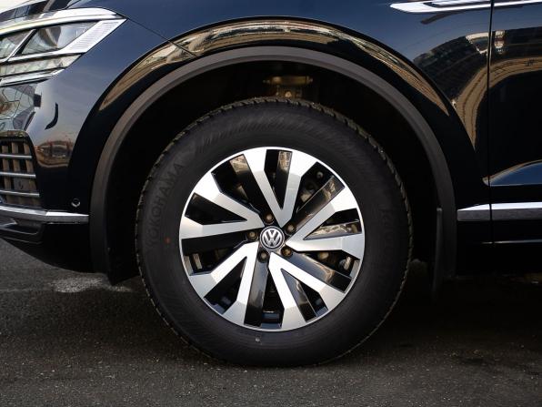 Volkswagen Touareg III с пробегом 2018 года, цена 3 730 000 рублей, 210815 км, внедорожник, Автокод Объявления