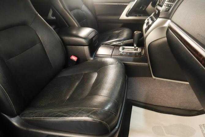 Toyota Land Cruiser 200 Series Рестайлинг 1 с пробегом 2012 года, цена 3 749 000 рублей, 199000 км, внедорожник, Автокод Объявления