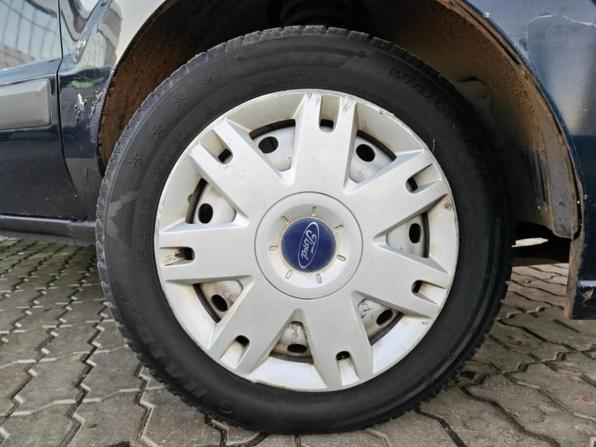 Ford Fusion I Рестайлинг с пробегом 2006 года, цена 193 980 рублей, 402474 км, хэтчбек, Автокод Объявления