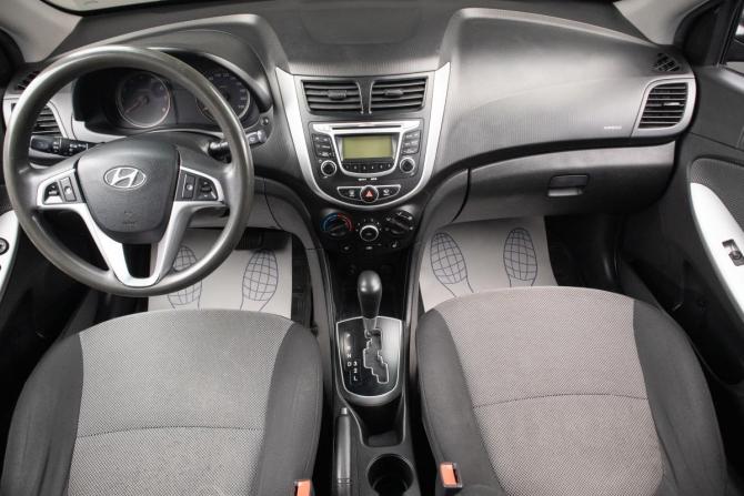 Hyundai Solaris I с пробегом 2011 года, цена 789 000 рублей, 216353 км, седан, Автокод Объявления