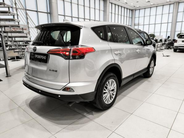 Toyota RAV4 IV (XA40) Рестайлинг с пробегом 2016 года, цена 2 350 000 рублей, 87520 км, внедорожник, Автокод Объявления