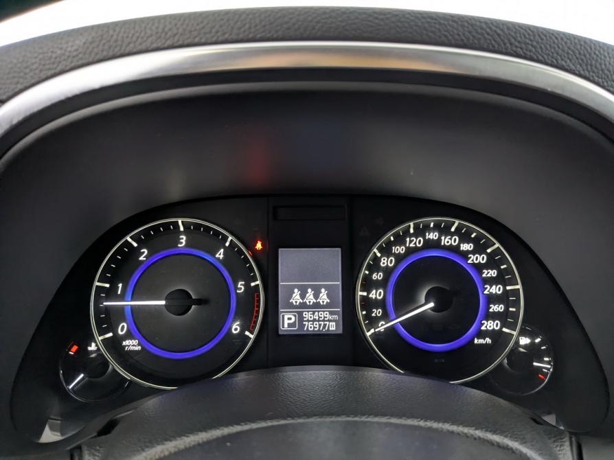 Infiniti QX70 Москва  - изображение 17