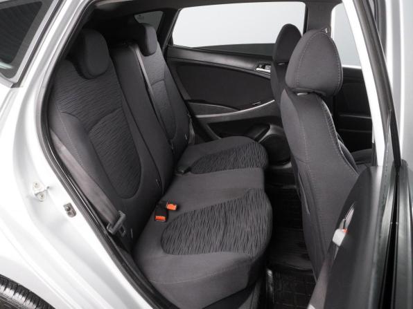 Hyundai Solaris I Рестайлинг с пробегом 2016 года, цена 1 175 000 рублей, 98208 км, хэтчбек, Автокод Объявления