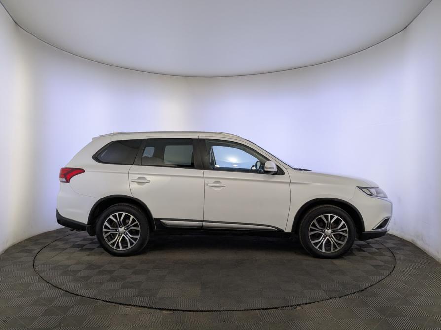 Mitsubishi Outlander III Рестайлинг 2 Москва  - изображение 4
