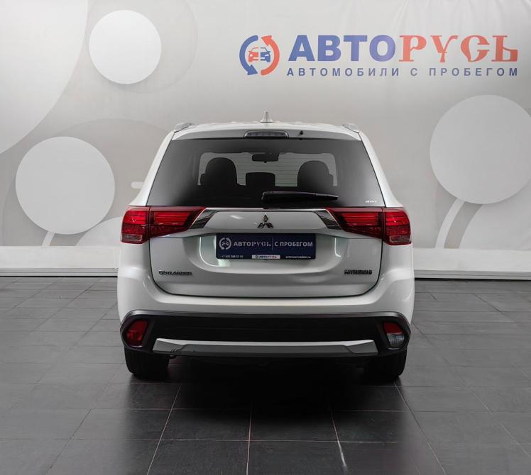 Mitsubishi Outlander III Рестайлинг 2 Москва  - изображение 4