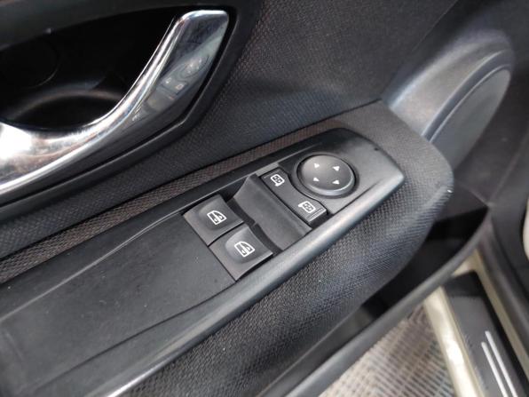 Renault Fluence I с пробегом 2013 года, цена 595 000 рублей, 217000 км, седан, Автокод Объявления
