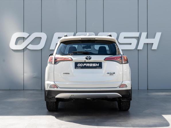 Toyota RAV4 IV (XA40) Рестайлинг с пробегом 2015 года, цена 2 320 000 рублей, 91789 км, внедорожник, Автокод Объявления