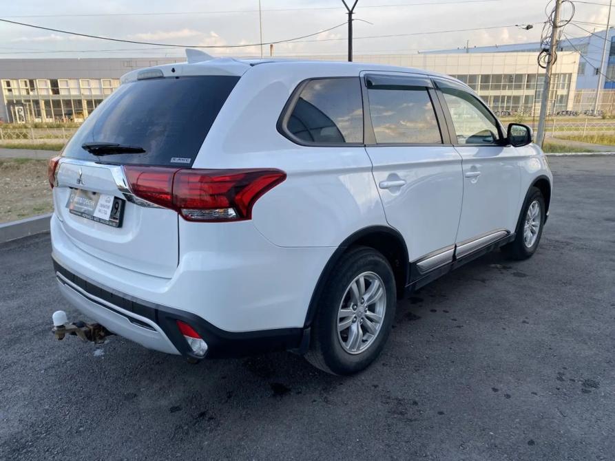 Mitsubishi Outlander III Рестайлинг 3 Пермь  - изображение 7