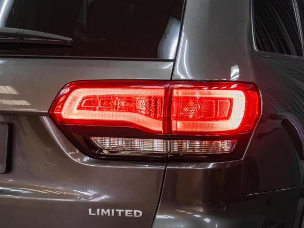 Jeep Grand Cherokee IV (WK2) Рестайлинг с пробегом 2013 года, цена 2 469 000 рублей, 228491 км, внедорожник, Автокод Объявления