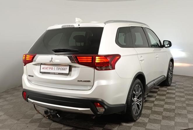 Mitsubishi Outlander III Рестайлинг 2 с пробегом 2018 года, цена 1 990 000 рублей, 96529 км, внедорожник, Автокод Объявления