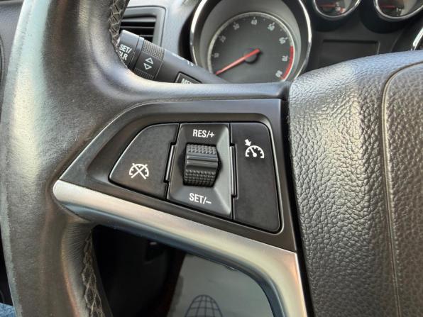 Opel Insignia I с пробегом 2012 года, цена 875 000 рублей, 229333 км, седан, Автокод Объявления