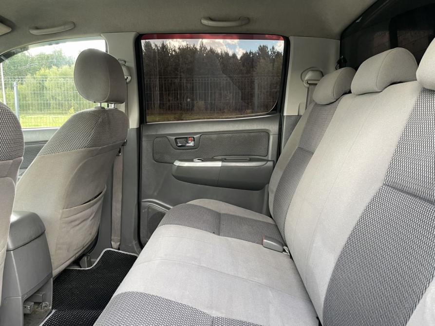 Toyota Hilux VII Рестайлинг Великий Новгород  - изображение 9