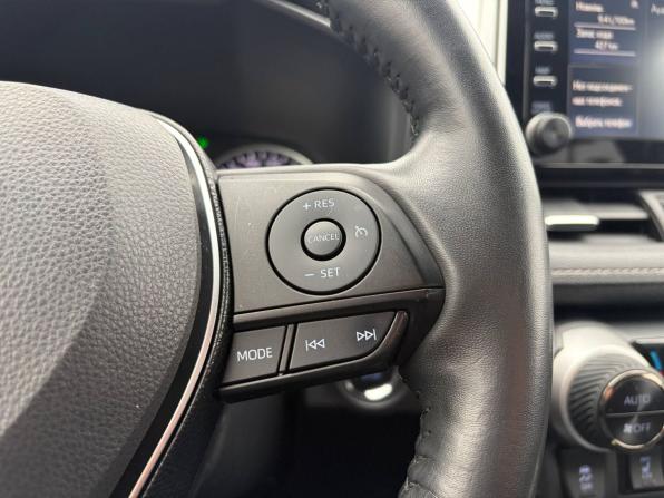 Toyota RAV4 V (XA50) с пробегом 2021 года, цена 2 950 000 рублей, 124000 км, внедорожник, Автокод Объявления