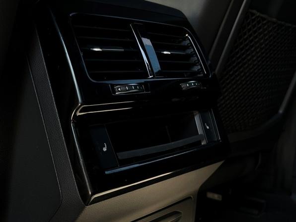 Volkswagen Touareg III с пробегом 2020 года, цена 4 865 700 рублей, 183956 км, внедорожник, Автокод Объявления