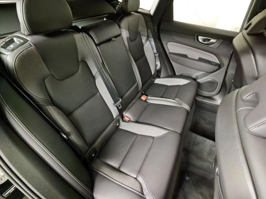 Volvo XC60 II Рестайлинг Москва  - изображение 17