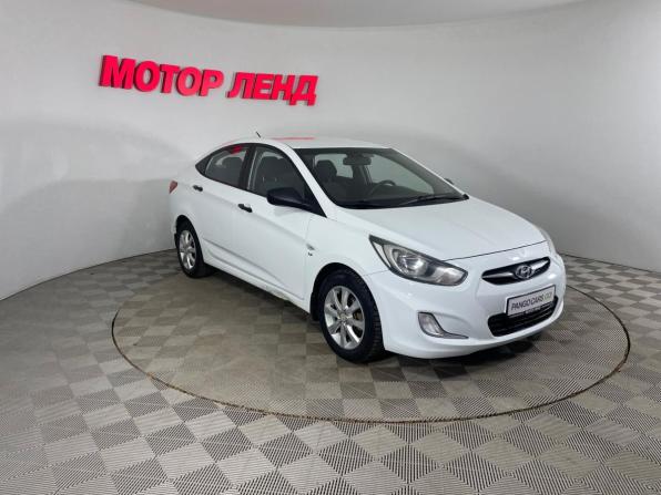 Hyundai Solaris I с пробегом 2013 года, цена 674 000 рублей, 181355 км, седан, Автокод Объявления
