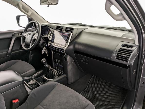 Toyota Land Cruiser Prado 150 Series Рестайлинг 2 с пробегом 2018 года, цена 4 150 000 рублей, 116994 км, внедорожник, Автокод Объявления